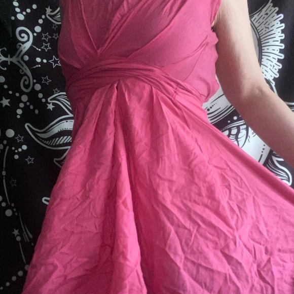 Spring flowy dress - Picture 2 of 3